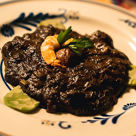 ROMERITOS CON TORTITAS DE CAMARON